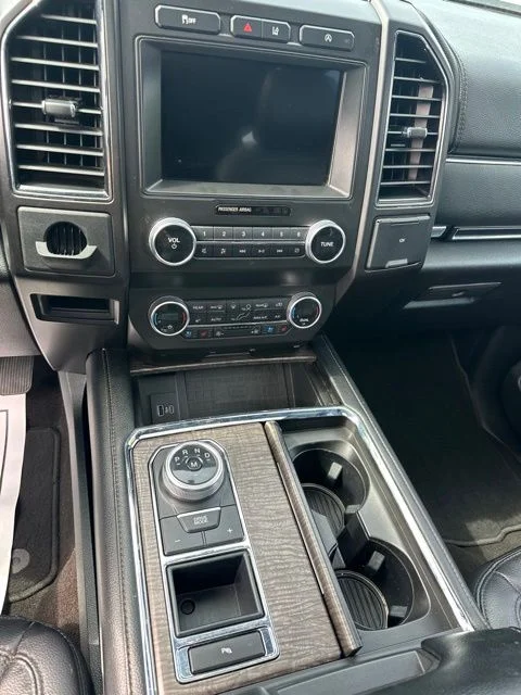Used 2021 Black Metallic Ford Limited image 19