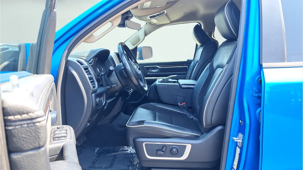 Used 2021 Blue Ram Laramie image 10