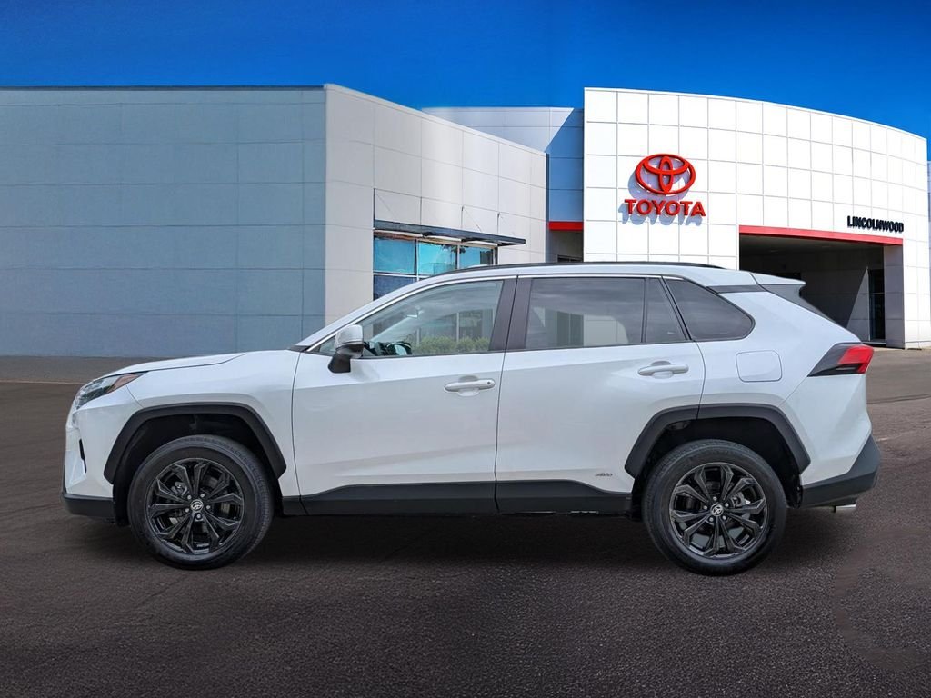 Used 2023 Beige Toyota XLE Premium image 14