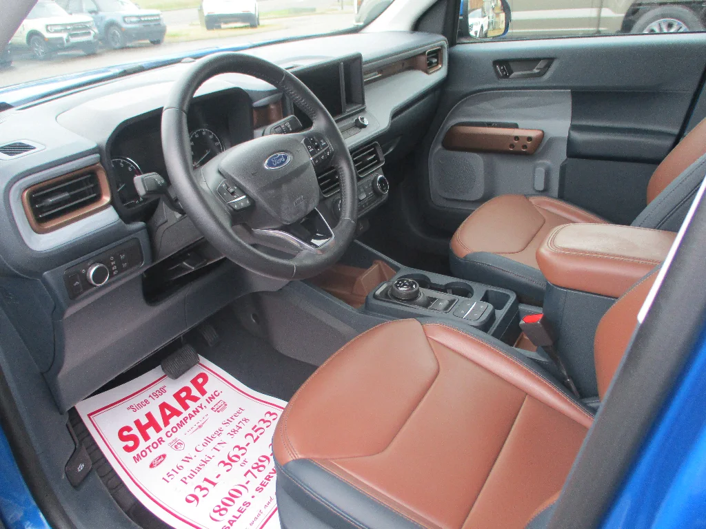 Used 2022 Velocity Blue Metallic Ford Lariat image 6