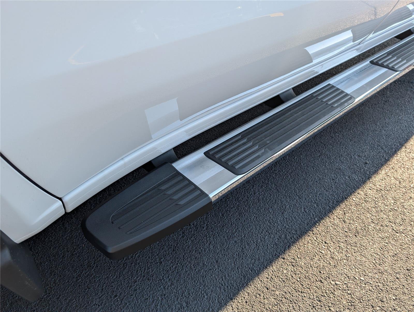 New 2026 Summit White Chevrolet LT image 10