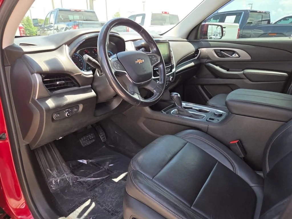 Used 2019 Cajun Red Tintcoat Chevrolet LT Leather image 31