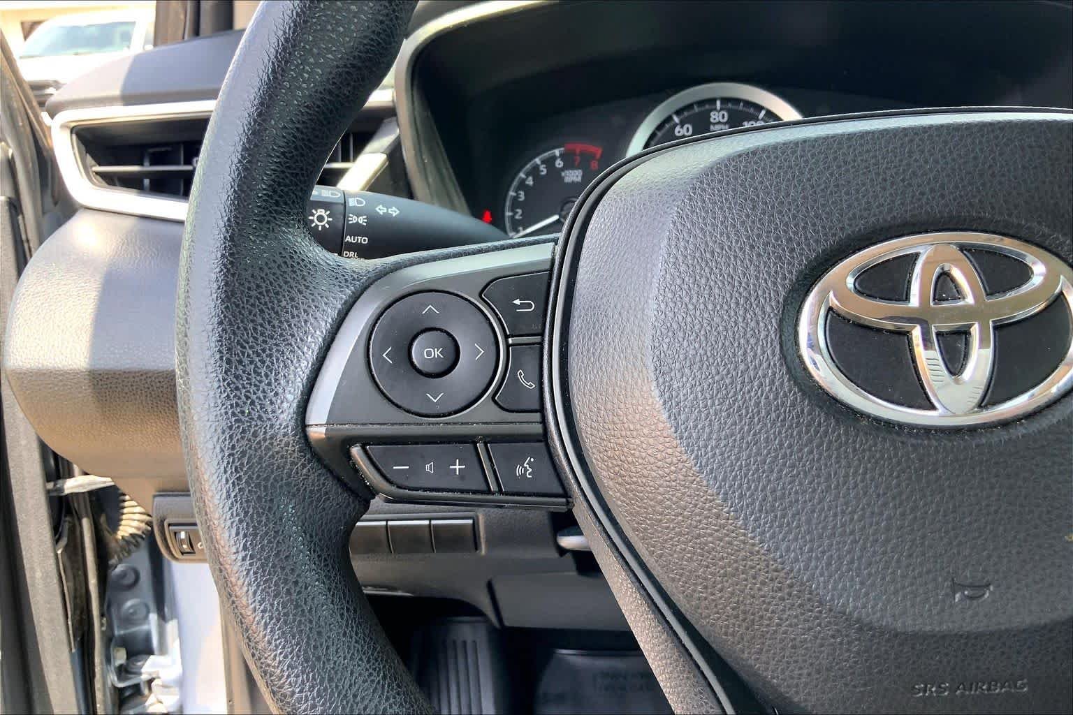 Used 2021 Celestite Toyota LE image 24