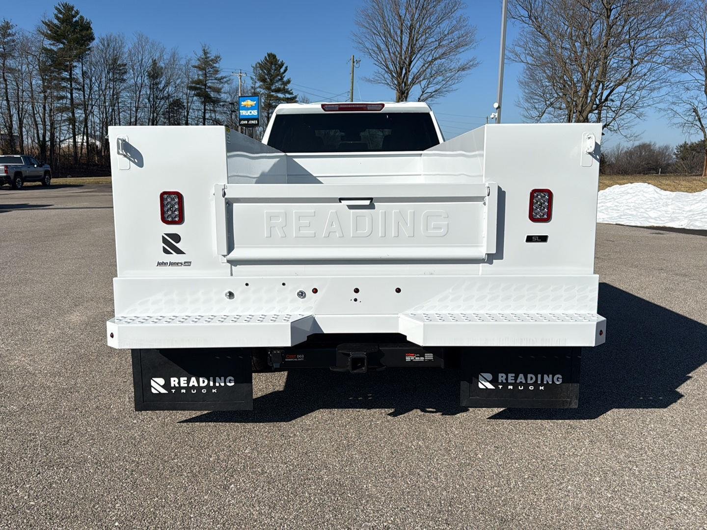 New 2026 Summit White Chevrolet Work Truck image 17