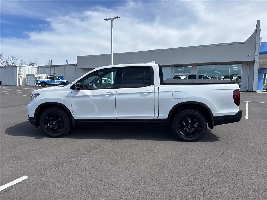 New 2026 Platinum White Pearl Honda Black Edition image 2