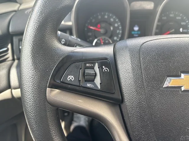 Used 2014 Summit White Chevrolet LT image 18