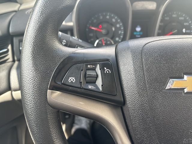 Used 2014 Summit White Chevrolet LT image 18