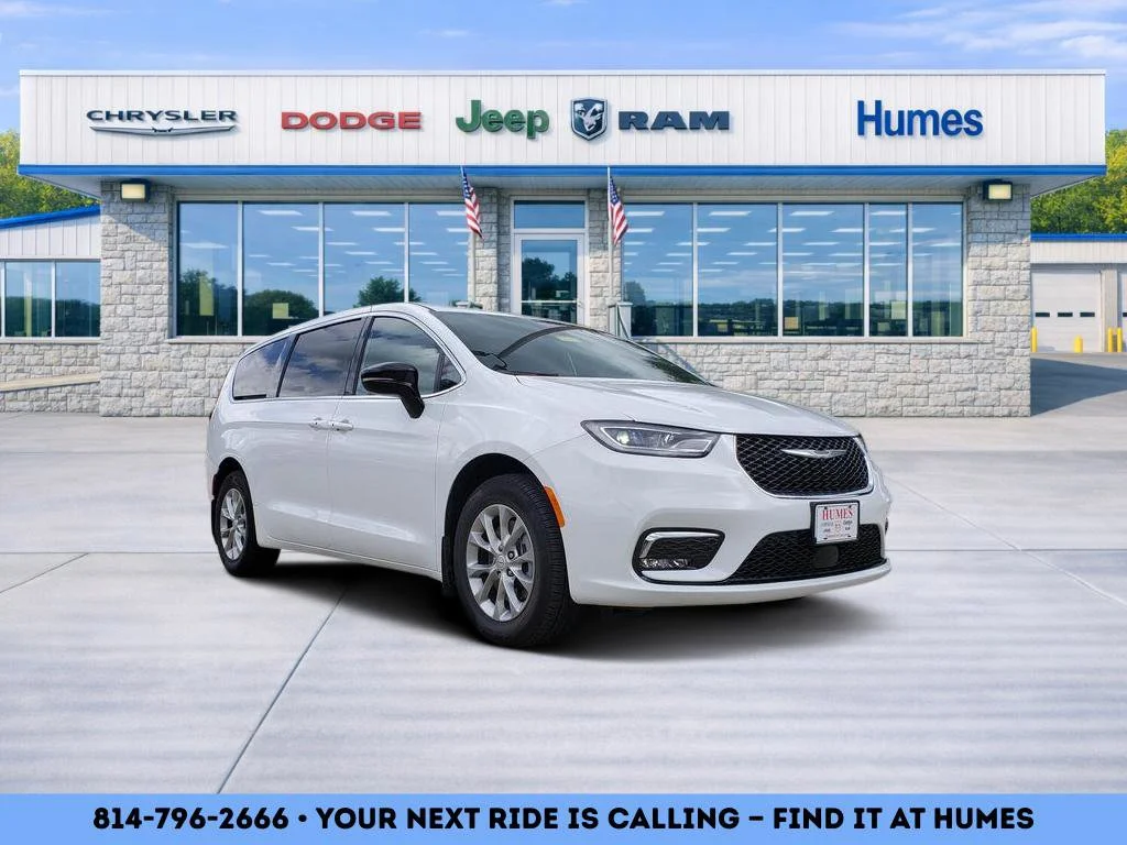 2026 Chrysler Pacifica Select AWD's photo