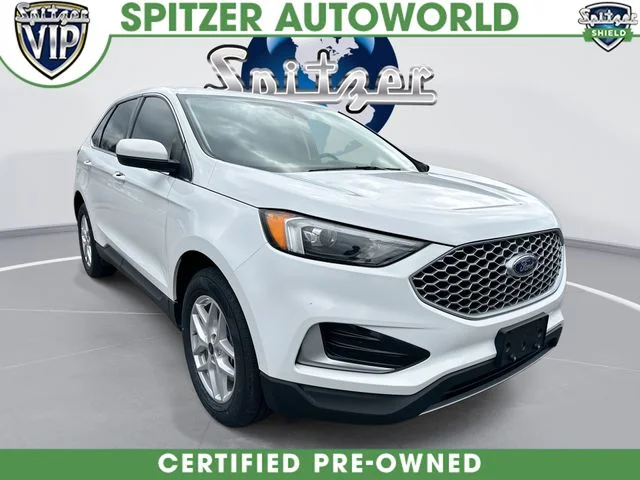 Used 2024 White Ford SEL image 1