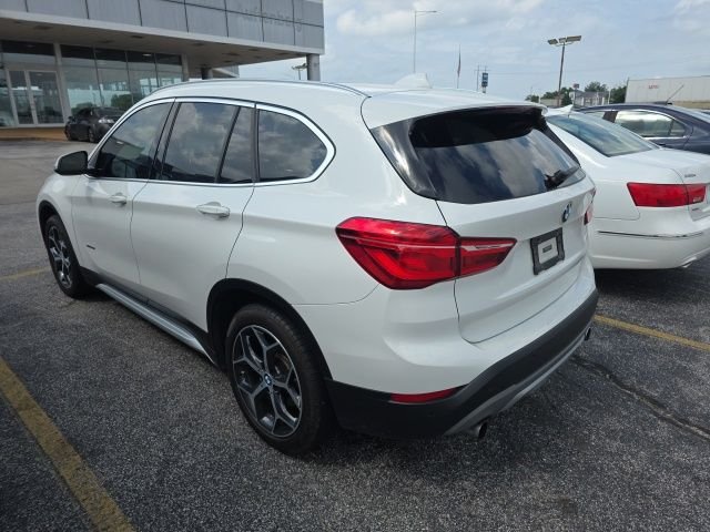 Used 2017 BMW X1 28i with VIN WBXHT3C32H5F77473 for sale in O'Fallon, IL