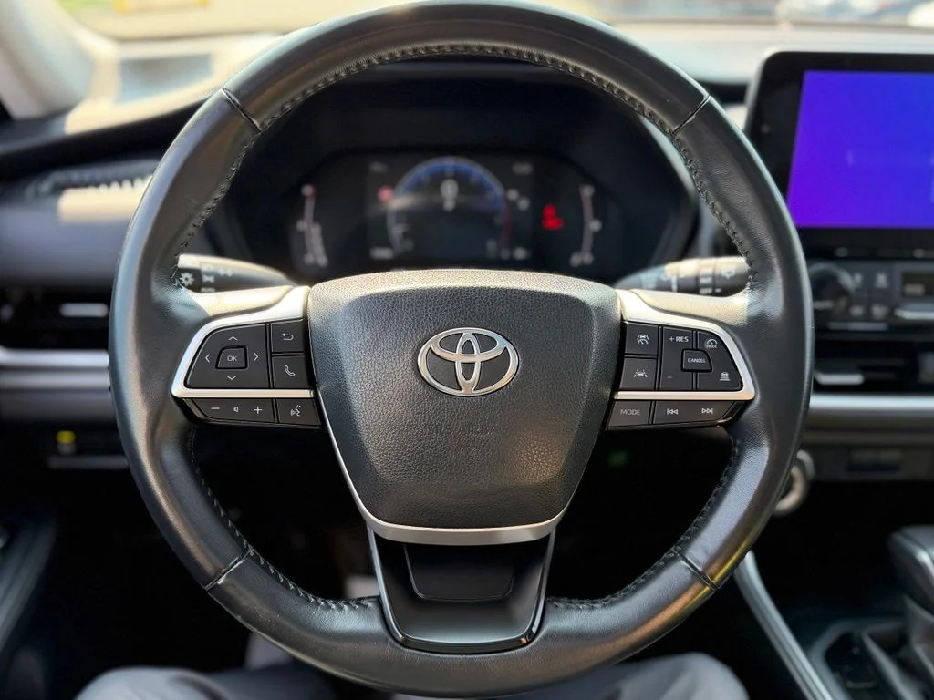 Used 2024 Beige Toyota XLE image 14