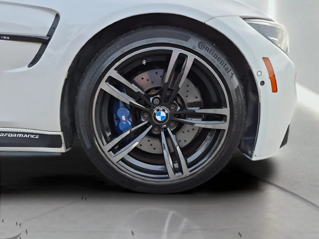 Used 2018 White BMW Base image 13
