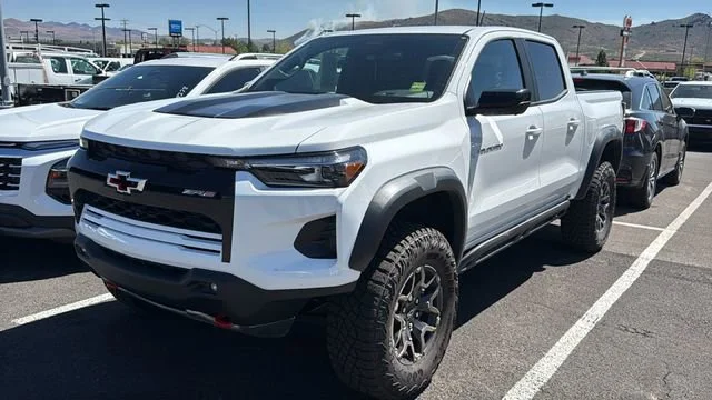 2026 Chevrolet Colorado ZR2 4WD's photo