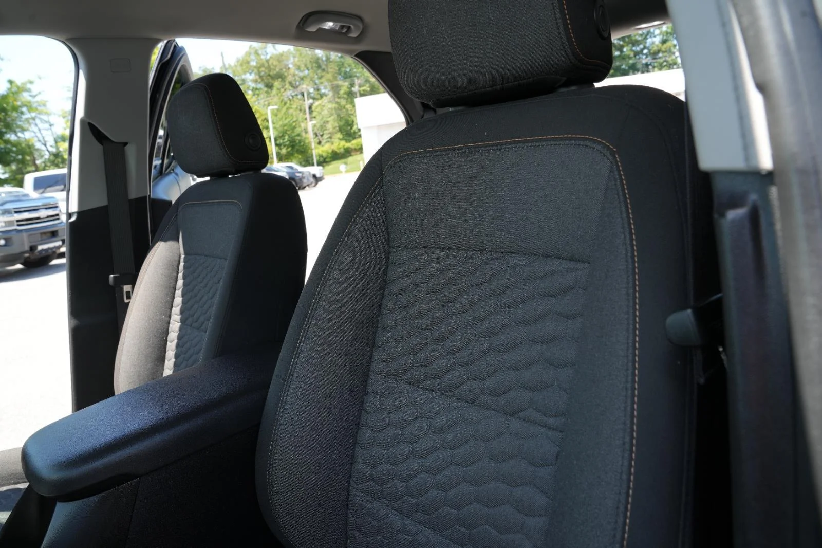 Used 2021 MOSAIC BLACK METALLIC Chevrolet LT image 19