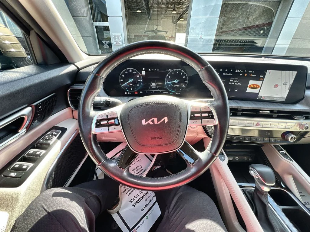 Used 2023 Green Kia SX image 14