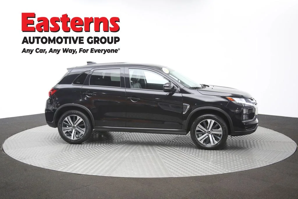 Used 2023 Black Mitsubishi 2.0 SE image 45