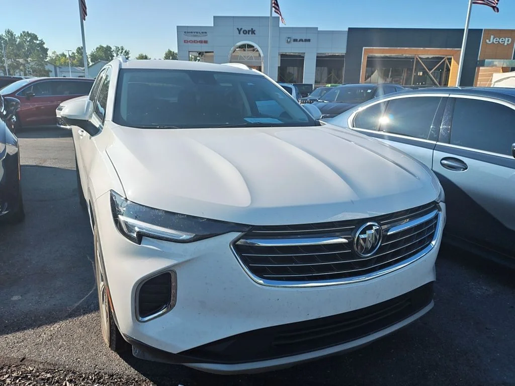 Used 2022 White Buick Preferred image 11