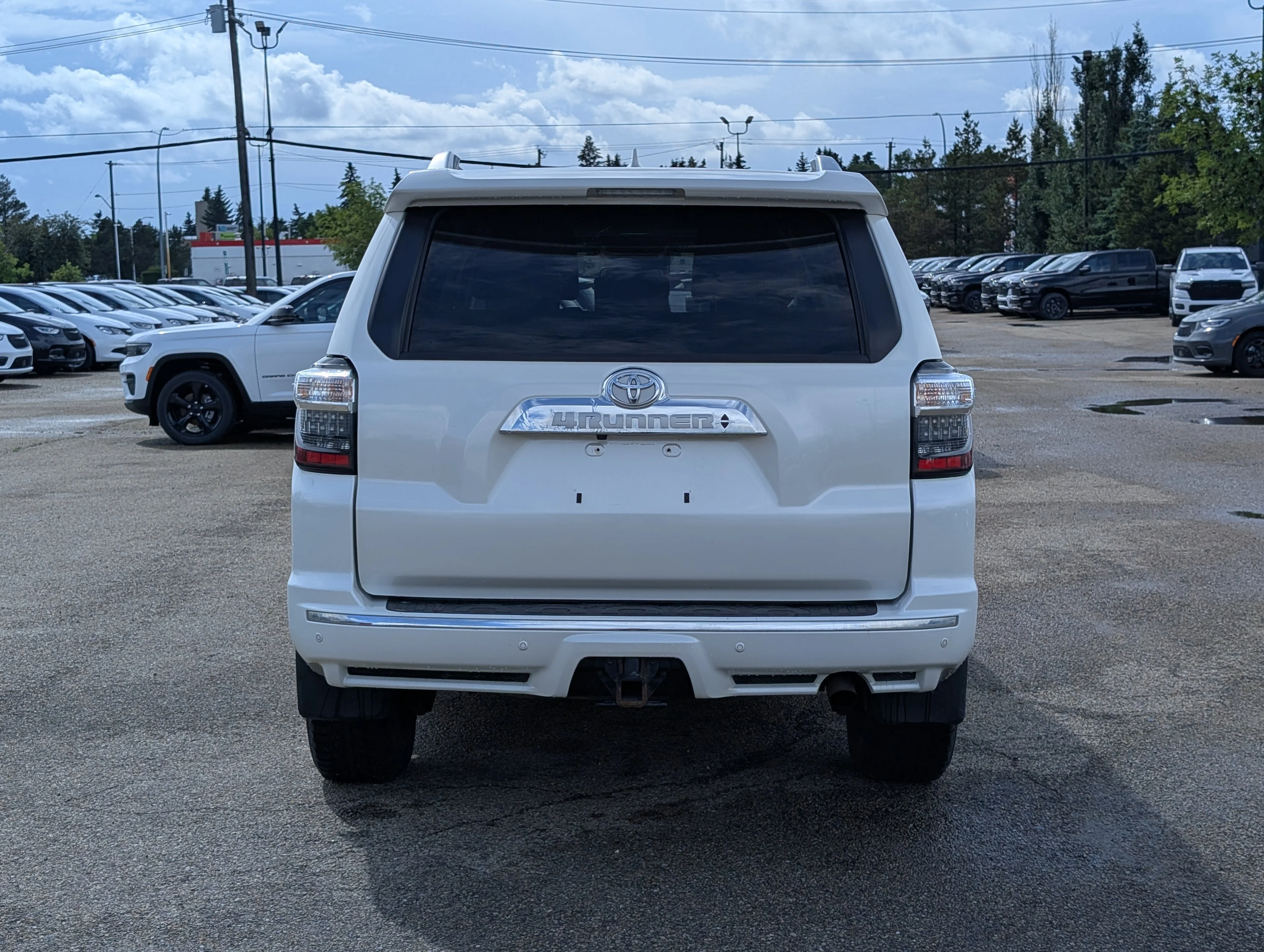 Used 2023 Blizzard Pearl Toyota LIMITED image 5
