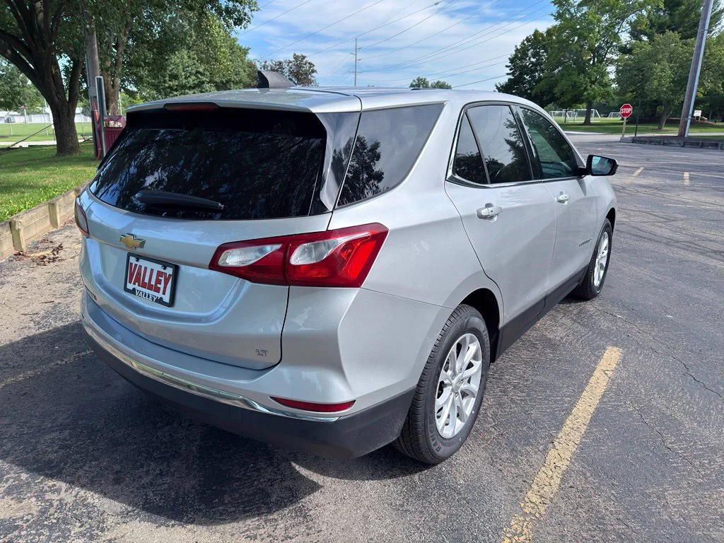 Used 2018 Silver Chevrolet LT image 13
