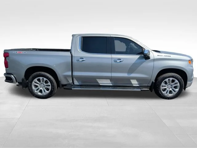 Used 2025 Sterling Gray Metallic Chevrolet LTZ image 7