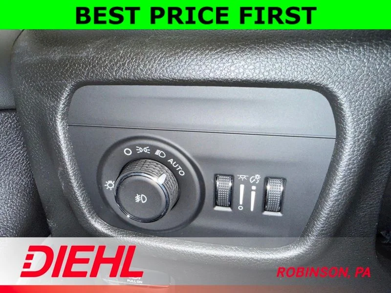 New 2026 Velvet Red Pearl-Coat Exterior Paint Jeep Limited image 25