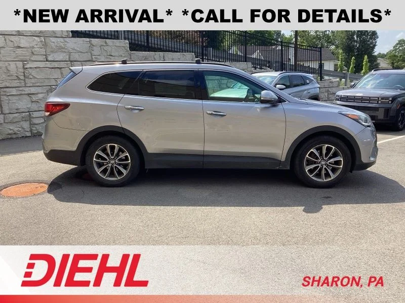 Used 2017 Gray Hyundai SE image 8