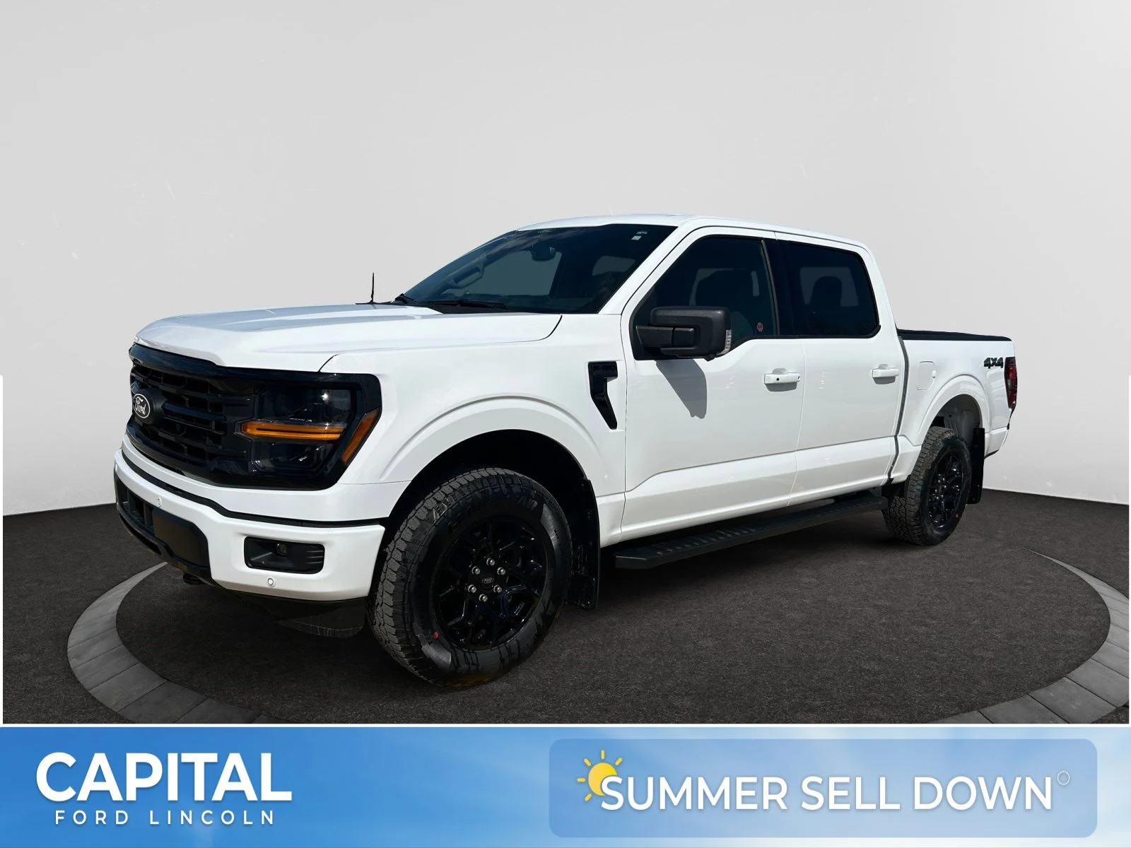 New 2026 Oxford White Ford XLT image 1