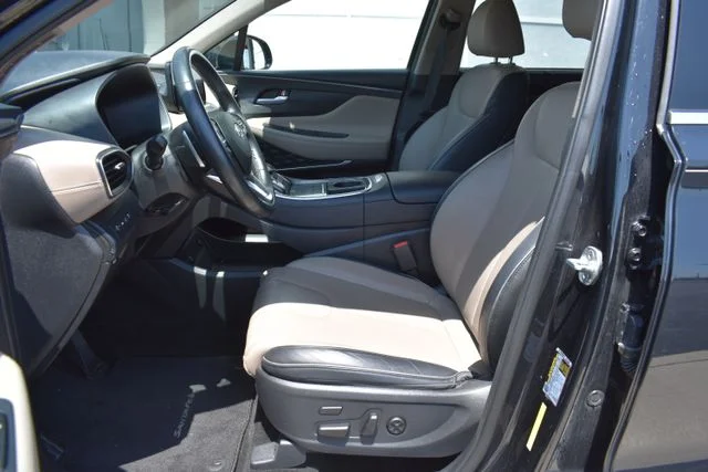 Used 2021 Black Hyundai Limited image 12