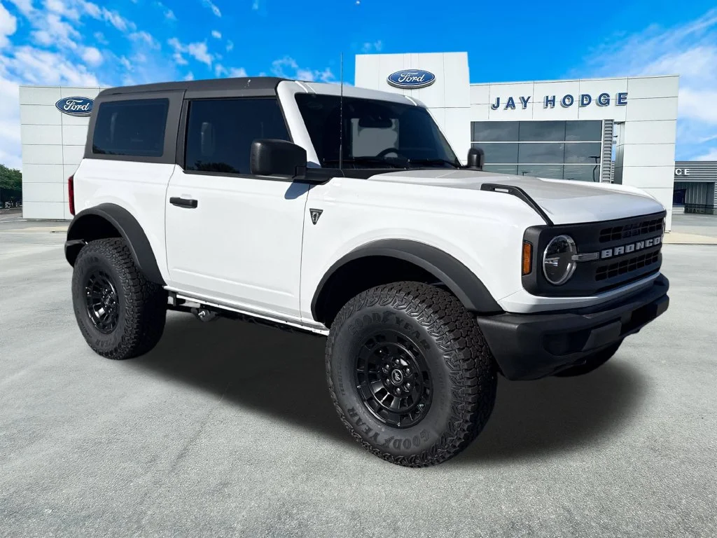 2026 Ford Bronco 2-Door Base