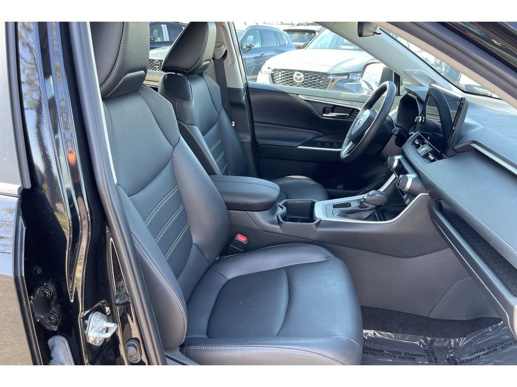 Used 2023 Midnight Black Metallic Toyota XLE Premium image 20
