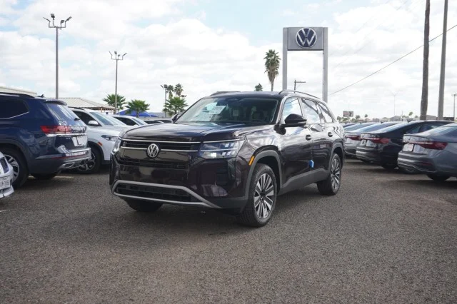 2027 Volkswagen Atlas SE w/Technology