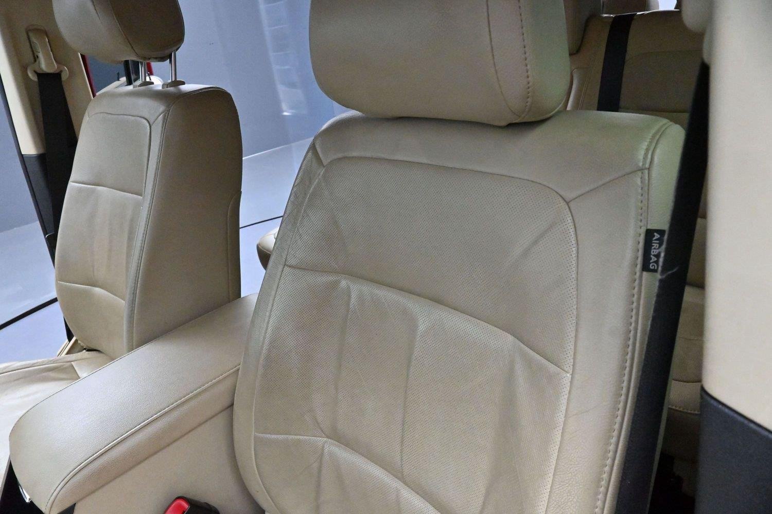 Used 2014 Ruby Red Metallic Tinted Clearcoat Ford Limited image 15
