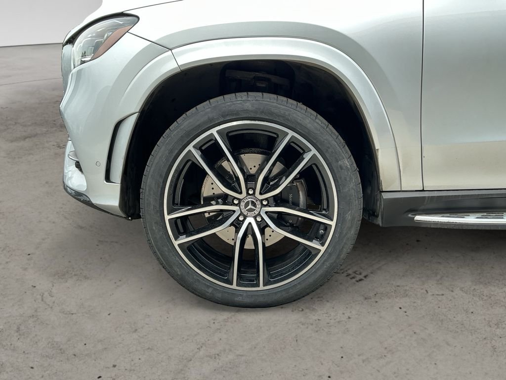 Used 2020 Silver Mercedes-Benz GLS 580 image 9