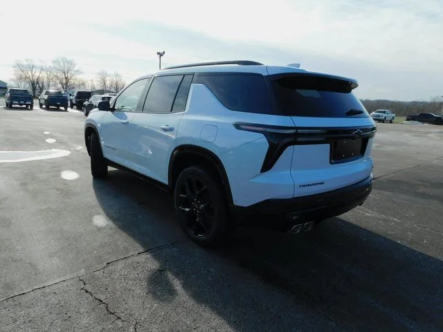 New 2026 Polar White Tricoat Chevrolet RS image 28