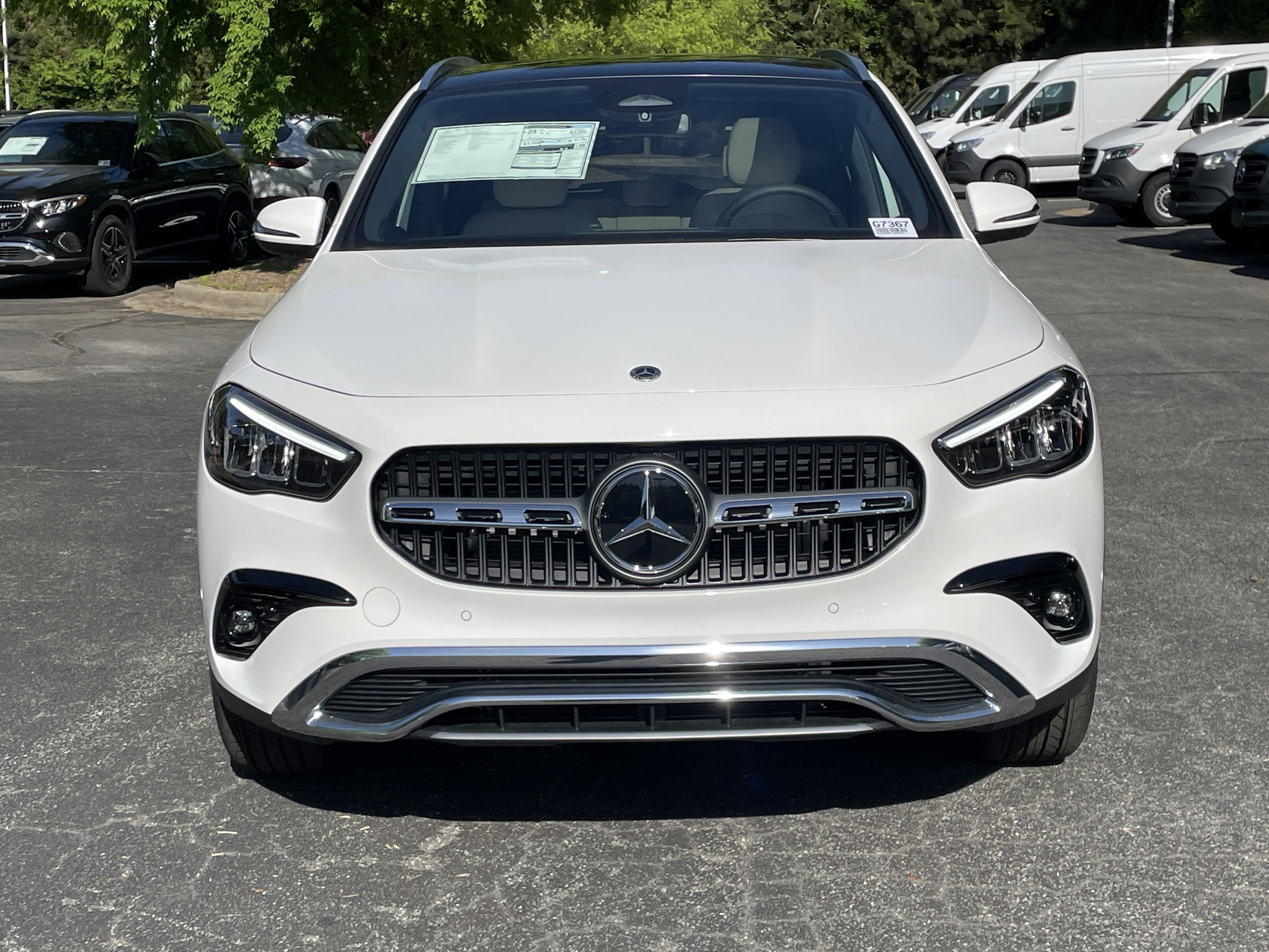 New 2026 Polar White Mercedes-Benz GLA 250 SUV image 3