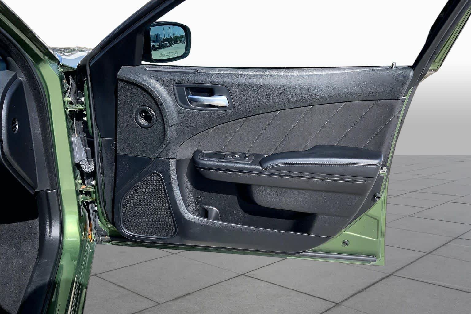 Used 2021 F8 Green Dodge SXT image 20