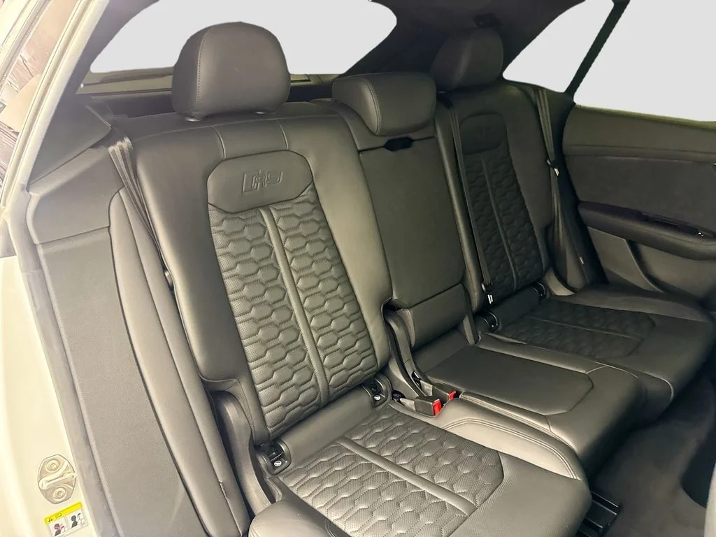 2023 Audi RS Q8 Base - Photo 29