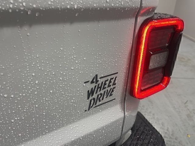 New 2026 Bright White Clear-Coat Exterior Paint Jeep Willys image 28