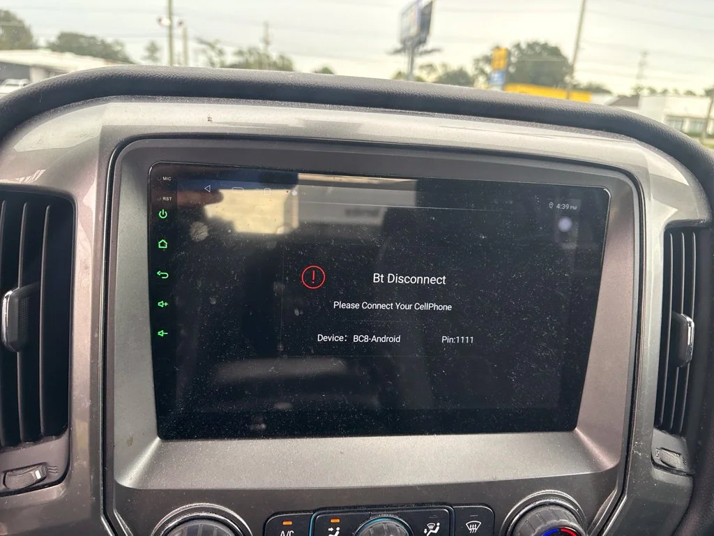 Used 2017 White Chevrolet LT image 32
