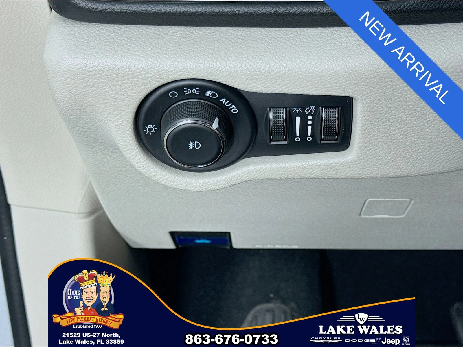 Certified Used 2024 Silver Chrysler Touring L image 10