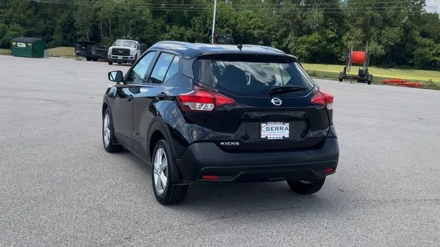 Used 2018 Super Black Nissan S image 7