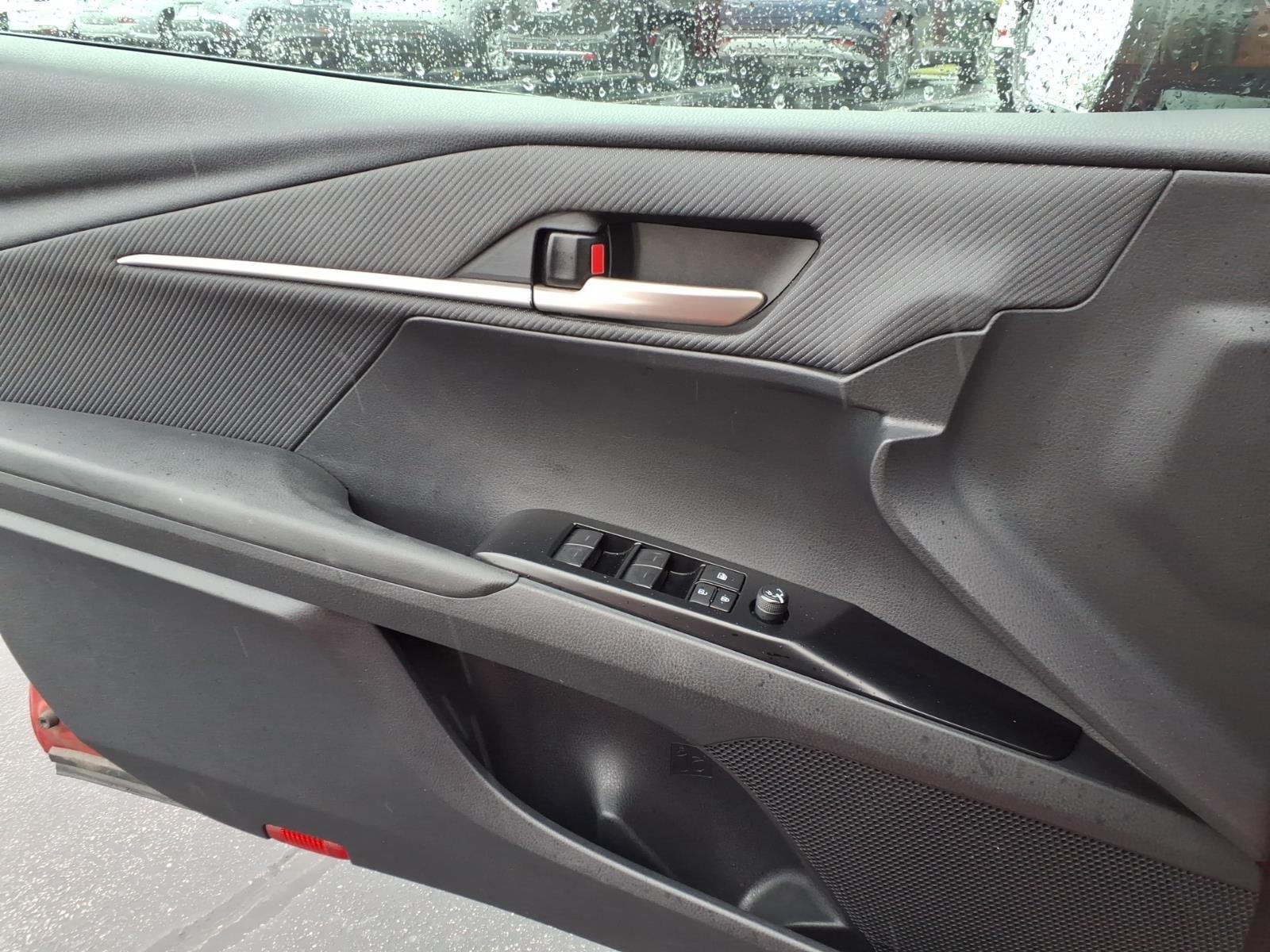 Used 2025  Toyota SE image 26