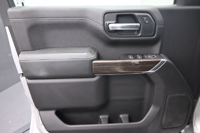 Used 2020 Silver Chevrolet LT image 21