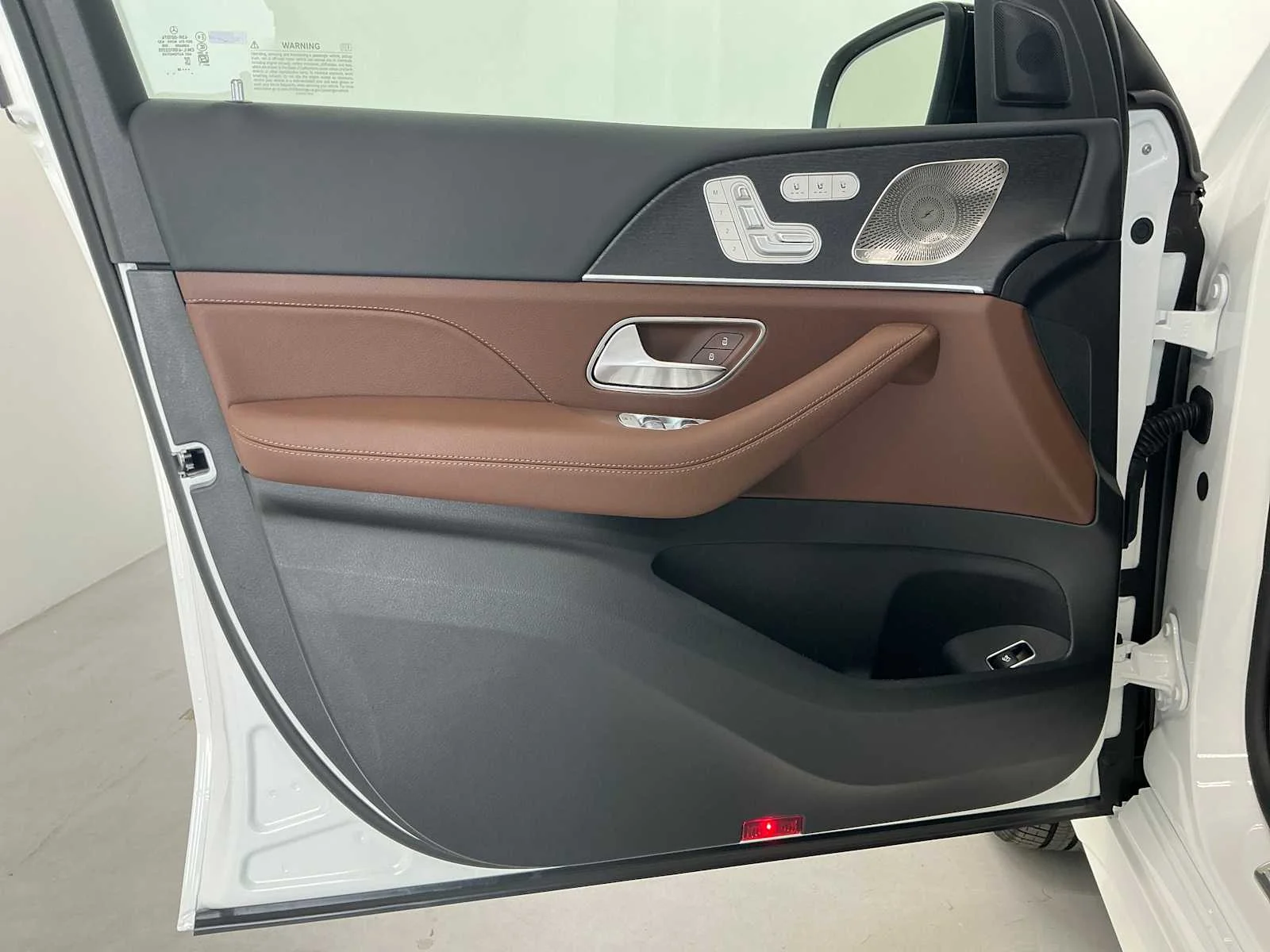 New 2026 Polar White Mercedes-Benz GLE 350 image 9
