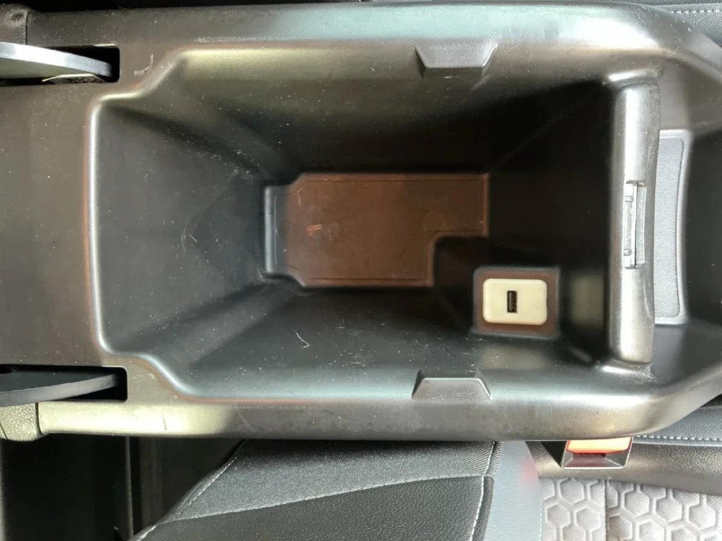 Used 2017 CYBER GRAY METALLIC Chevrolet 4WD Z71 image 33