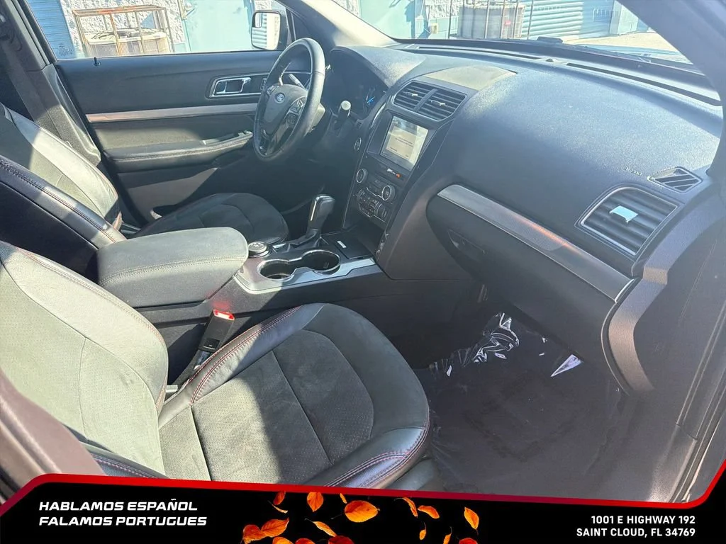 Used 2018 Black Ford XLT image 28