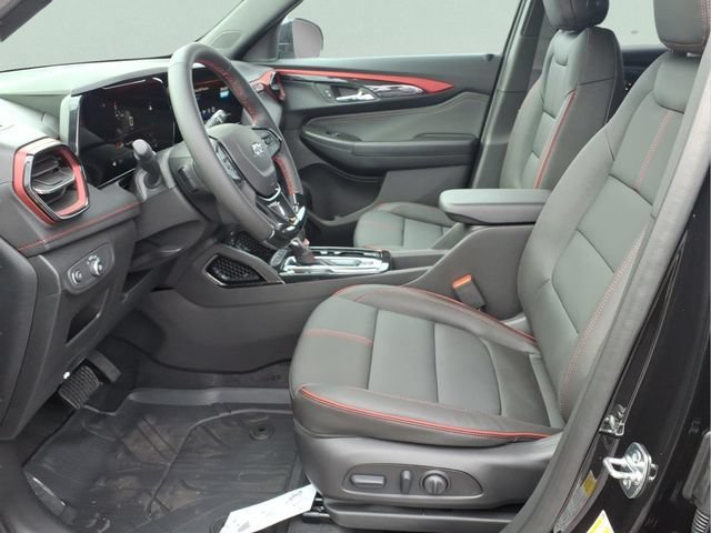 New 2026 Mosaic Black Metallic Chevrolet RS image 18