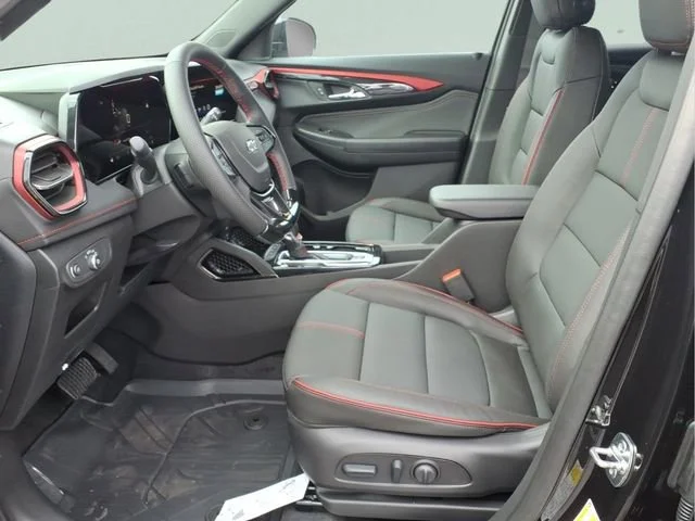 New 2026 Mosaic Black Metallic Chevrolet RS image 18