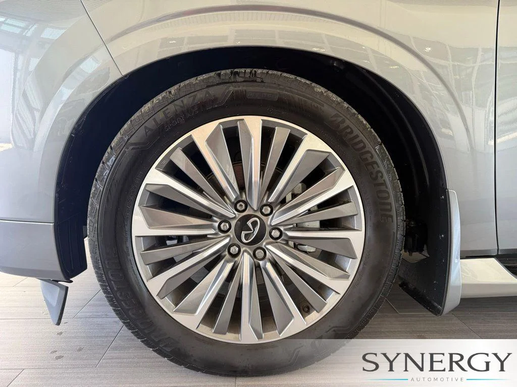 Certified Used 2026 Dynamic Metal INFINITI LUXE image 9