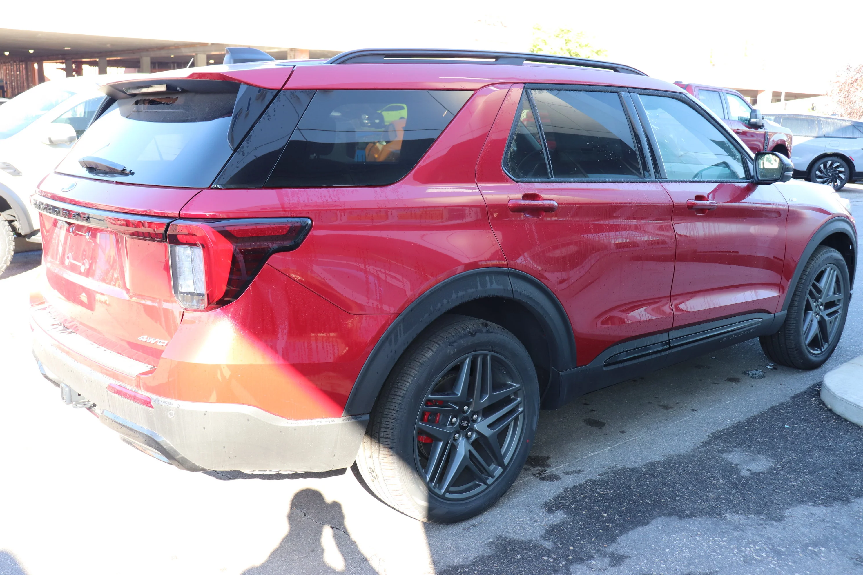 New 2026 RAPID RED MET TINTED CC Ford ST-Line image 4